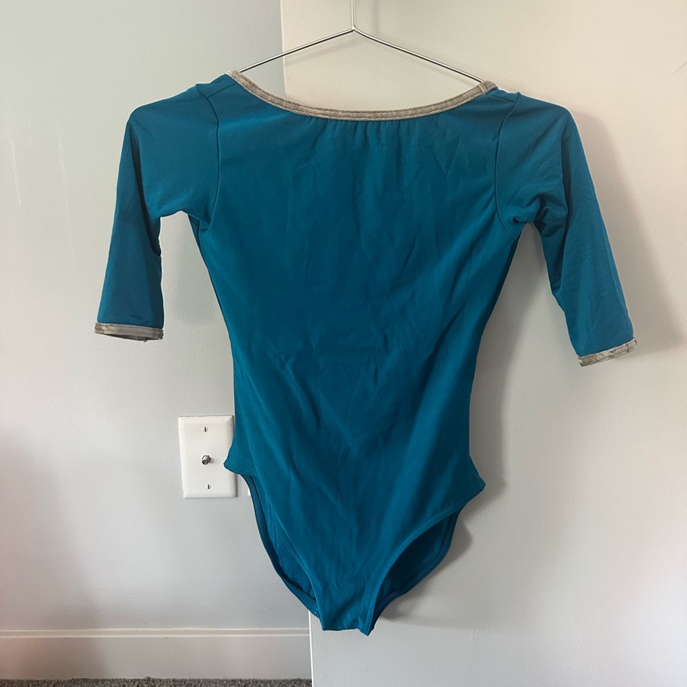 Yumiko 3Q Sleeve Sofiane leotard in turquoise and velvet trim, size Medium